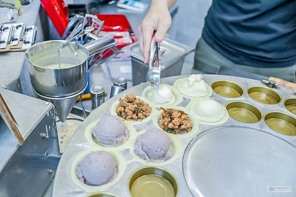 宜蘭羅東美食-野小孩 吃車輪餅配咖啡-隱藏在小巷內的文青風格不限時甜點店/寵物友善 @靜兒貪吃遊玩愛分享