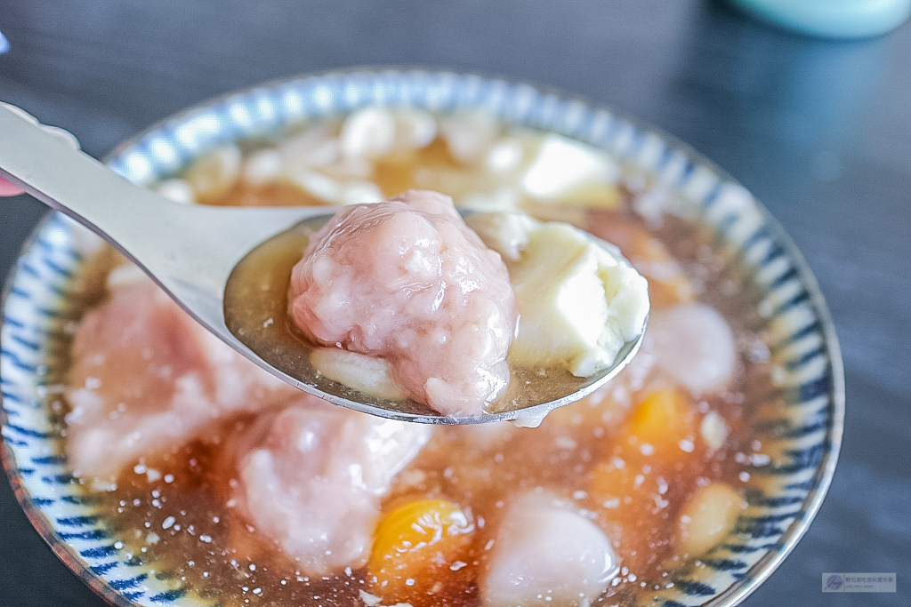 桃園龜山美食-發福日常豆花甜品舖-隱藏於小巷內的銅板美食手作綜合豆花/剉冰 冰沙 現打果汁 @靜兒貪吃遊玩愛分享