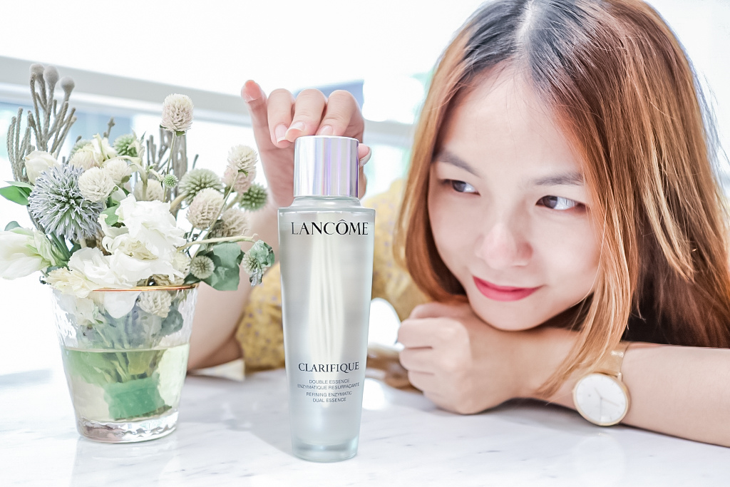 保養【蘭蔻Lancôme】超越水精華的極光水-超極光活粹晶露/超保濕極淨透更發光保水再升級/文末免費領取體驗組 @靜兒貪吃遊玩愛分享