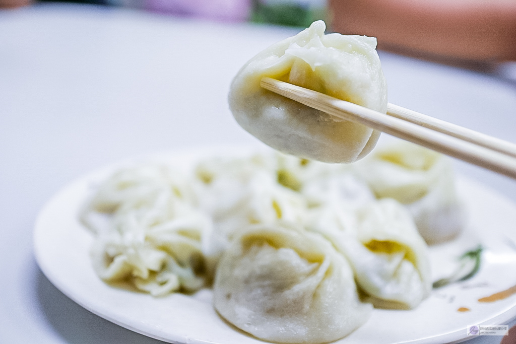 宜蘭羅東美食-正常鮮肉小籠湯包-市場附近的超人氣排隊小吃在地美食小籠湯包/羅東店 @靜兒貪吃遊玩愛分享