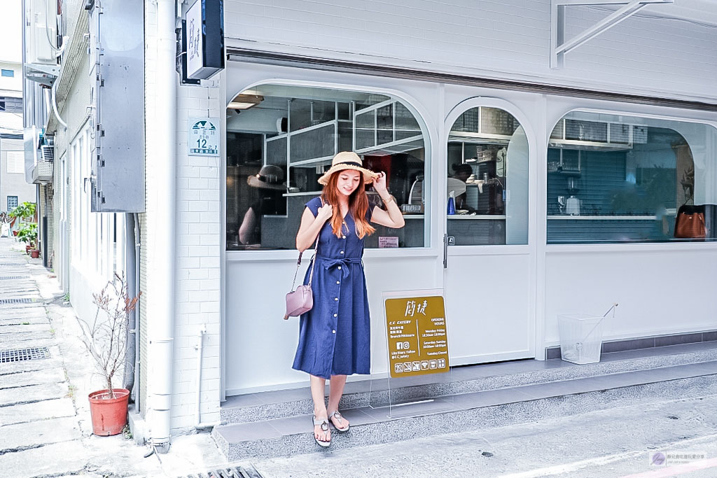 宜蘭羅東美食-簡捷餐桌·c.c Eatery-隱藏在小巷內純白色系簡約質感法式小餐館/主餐 輕食 咖啡 甜點/鄰近羅東火車站 @靜兒貪吃遊玩愛分享