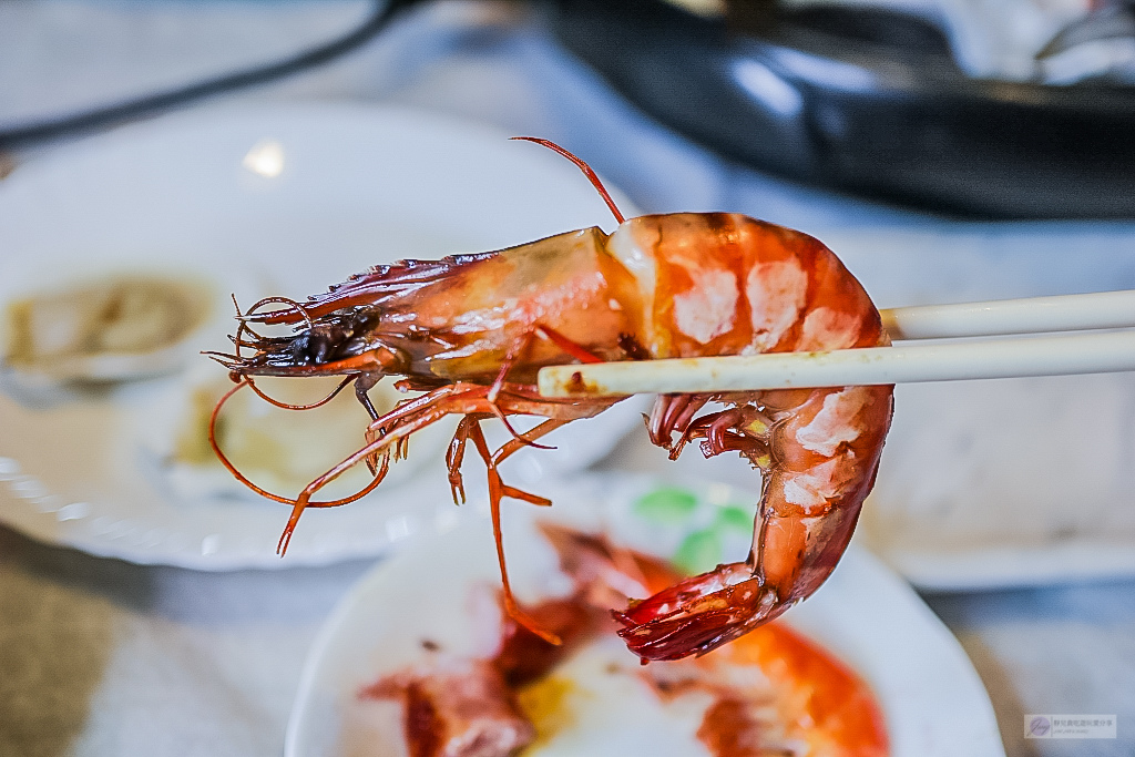 宅配美食-日日有漁-高品質海產日本廣島全殼生蠔/北海道生食級干貝/澎湖野生中卷/宜蘭爆卵母香魚/嚴選天然草蝦等新鮮魚貨/中秋烤肉食材推薦 @靜兒貪吃遊玩愛分享