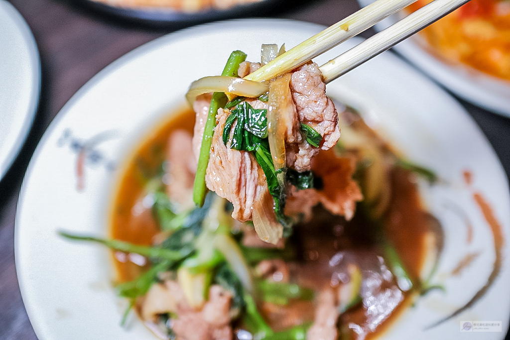 桃園美食-炒味亭炒飯專賣店-超人氣台灣炒飯王平價熱炒/炒飯 炒麵 熱炒/鄰近桃園大廟 @靜兒貪吃遊玩愛分享