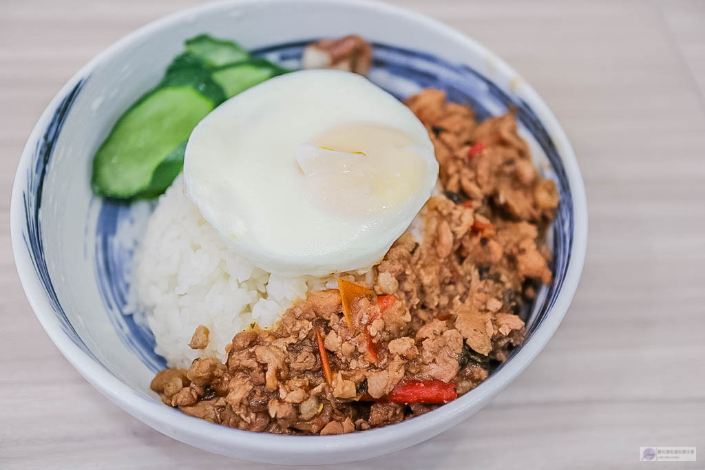 新北林口美食-福豆食堂FOODOOR-北歐時尚文青風格複合式餐飲 /麵食 飯食 漢堡 粥 水餃/鄰近三井outlet @靜兒貪吃遊玩愛分享