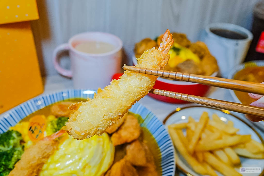 桃園美食-魔法樂廚歐姆咖哩、日式丼飯專賣-百元平價香濃美味的南瓜咖哩專賣店/咖哩 飲品 丼飯/桃園大業總店 @靜兒貪吃遊玩愛分享