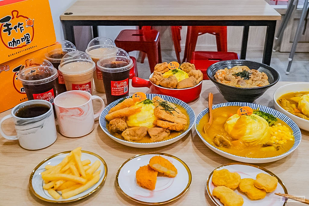 桃園美食-魔法樂廚歐姆咖哩、日式丼飯專賣-百元平價香濃美味的南瓜咖哩專賣店/咖哩 飲品 丼飯/桃園大業總店 @靜兒貪吃遊玩愛分享