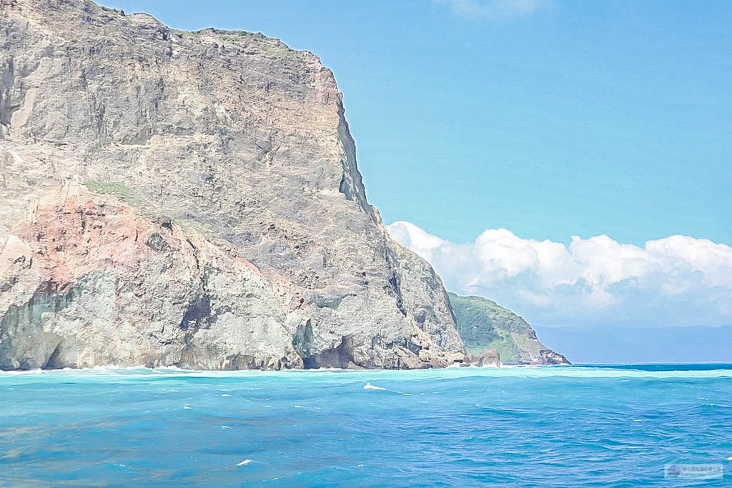 宜蘭頭城旅遊-龜山島賞鯨船隊-凱鯨號-偽出國一秒到帛琉!絕美仙境牛奶海/登島+環繞龜山島二合一行程 @靜兒貪吃遊玩愛分享