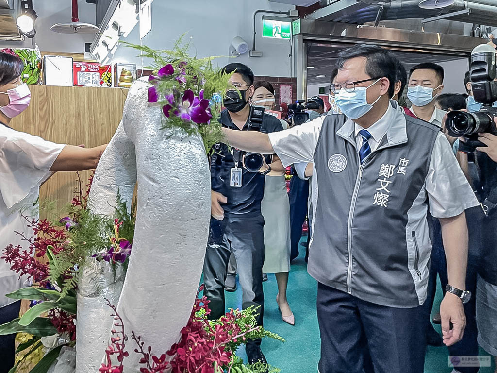 桃園美食-東門市場-多功能綜合大樓美食街開幕活動/鄰近桃園火車站 @靜兒貪吃遊玩愛分享