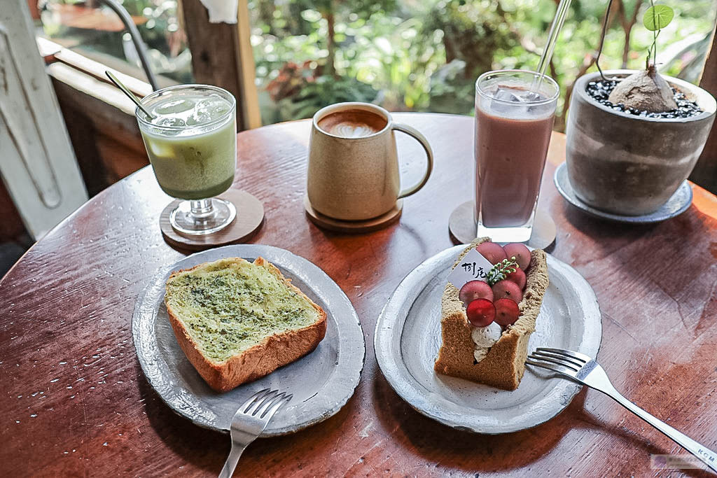 宜蘭頭城美食-捌㡯珈琲-日系文青復古木屋老宅風格鐵道咖啡廳/甜點 飯糰 咖啡/鄰近頂埔火車站 @靜兒貪吃遊玩愛分享