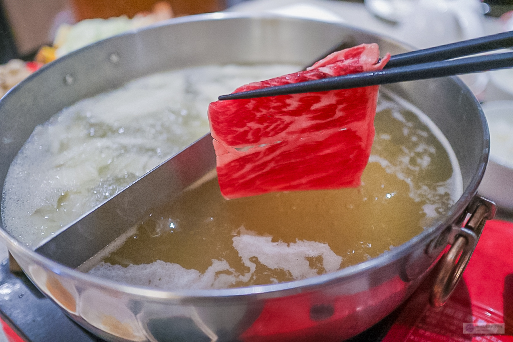 新北貢寮住宿-福隆福容大飯店-唯美海景第一排全台獨家海洋溫泉親子四季度假飯店/附免費停車/鄰近福隆火車站/僑益旅行社預訂優惠 @靜兒貪吃遊玩愛分享