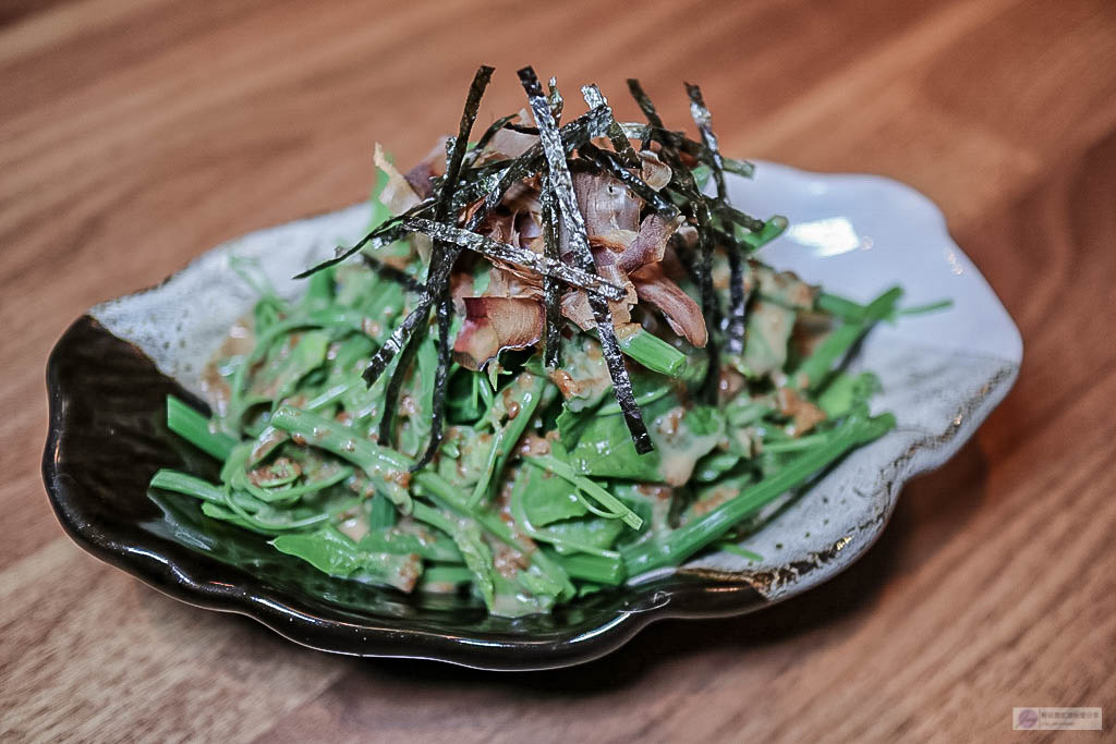 桃園美食-三石居酒屋-秒飛日本居酒屋!銅板價日式串燒烤物/桃園大廟旁/宵夜 小酌 美食 @靜兒貪吃遊玩愛分享