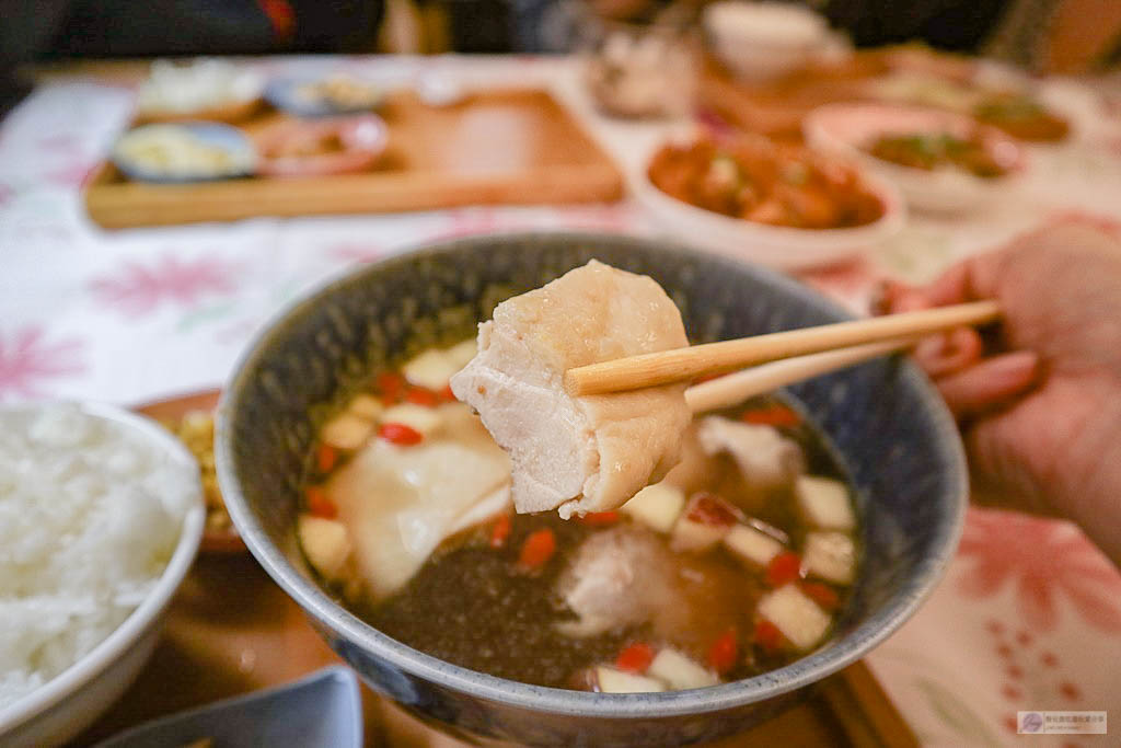 桃園中壢美食-豐慶食堂-隱藏在小巷內復古懷舊文青台式餐廳/簡餐 飯食 麵食/鄰近中原大學 @靜兒貪吃遊玩愛分享