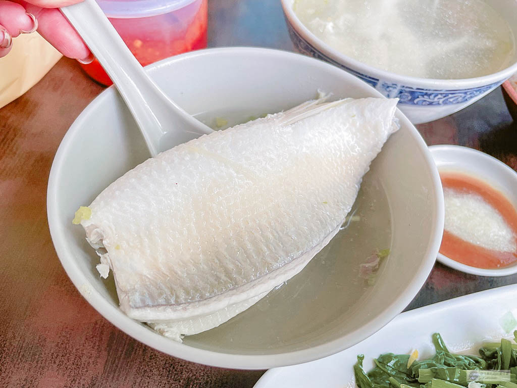 花蓮美食-車頭虱目魚-花蓮火車站附近的人氣小吃店 @靜兒貪吃遊玩愛分享